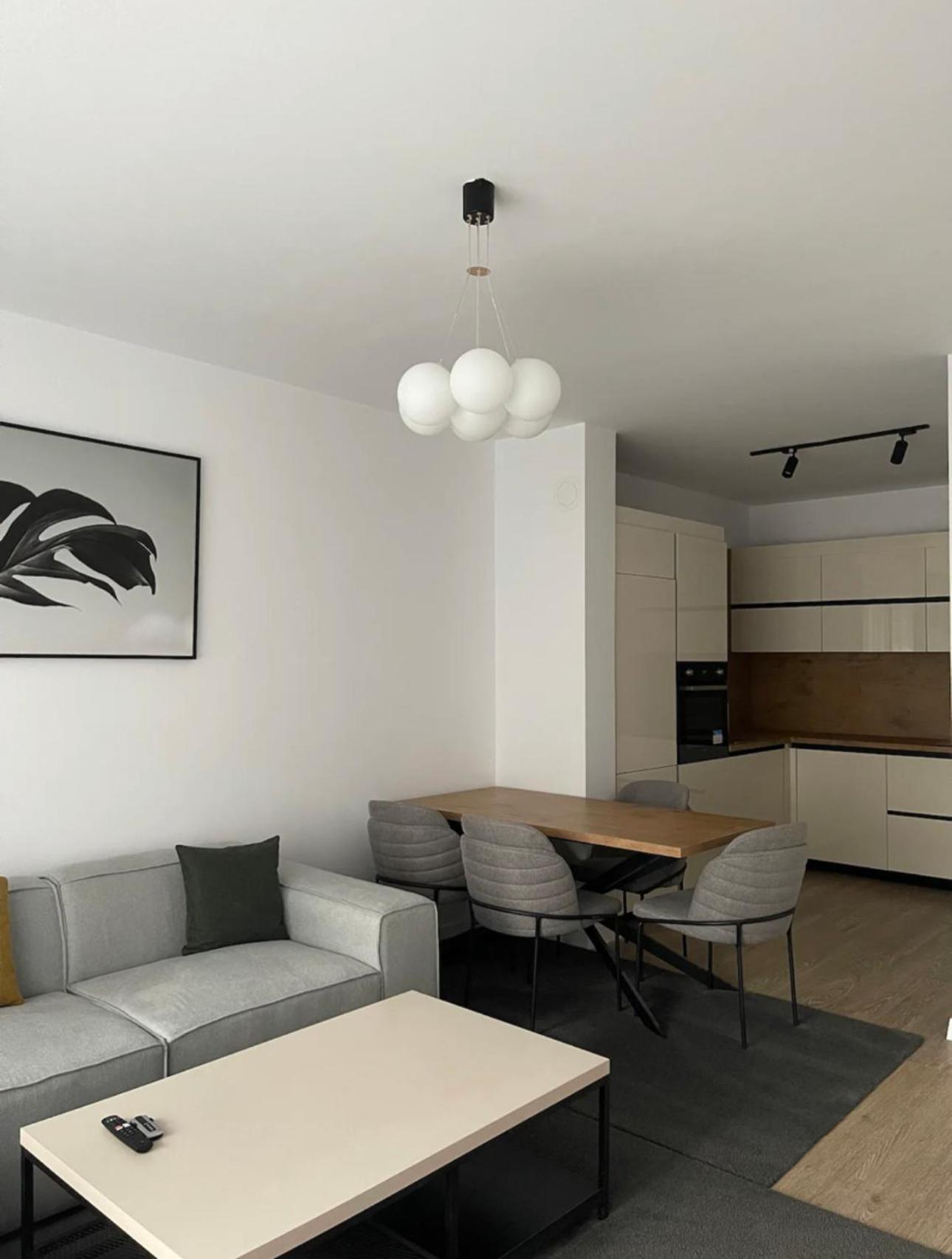 Airstay Priština Pokoj fotografie
