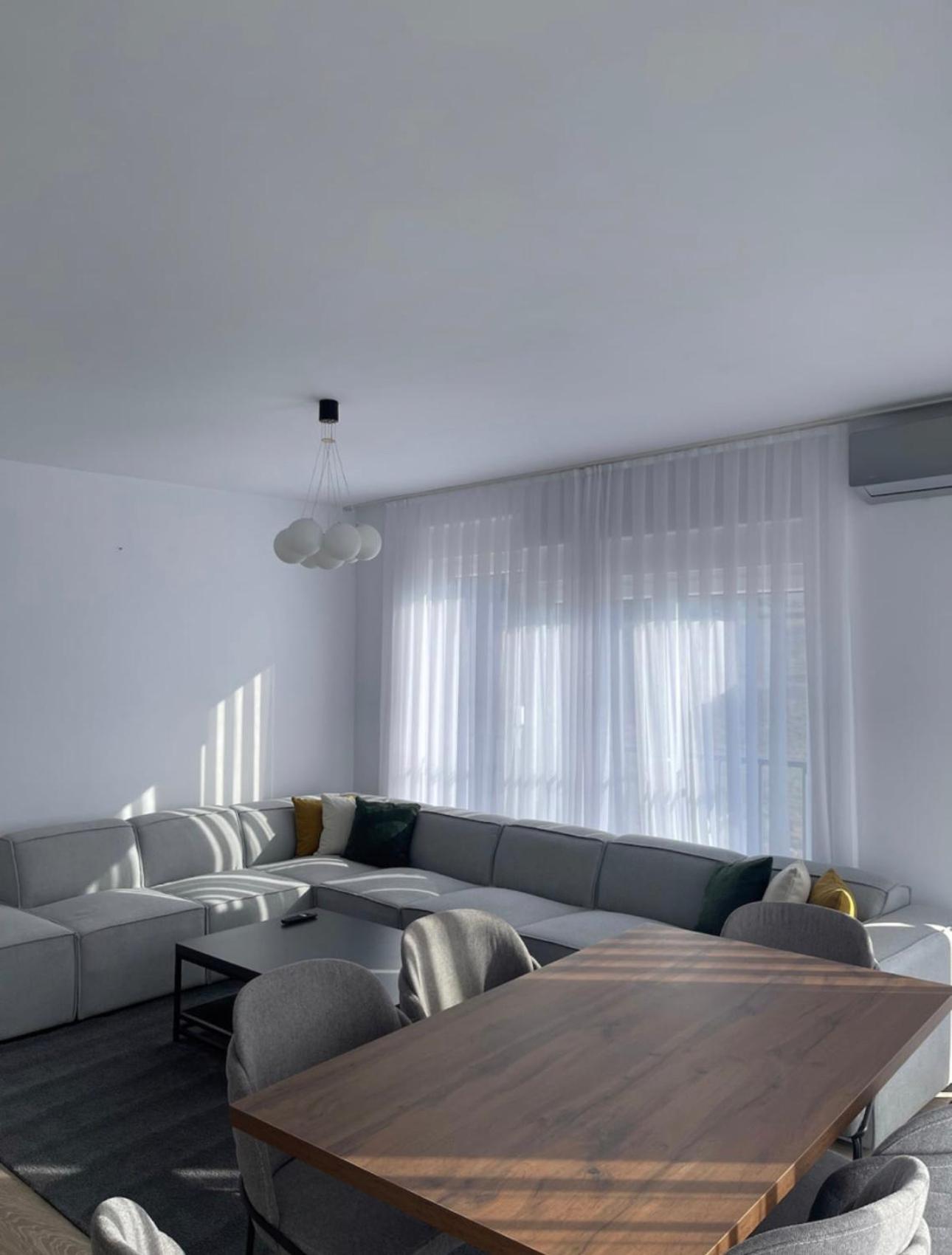 Airstay Priština Exteriér fotografie